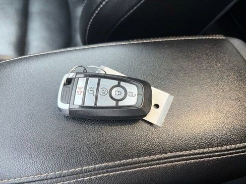 Used 2022 Ford Escape SEL FWD image 52