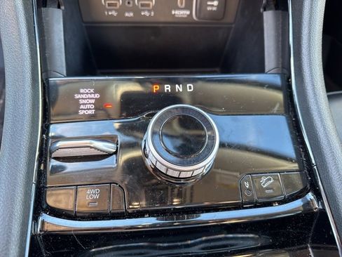 Used 2022 Jeep Grand Cherokee Limited 4xe image 33