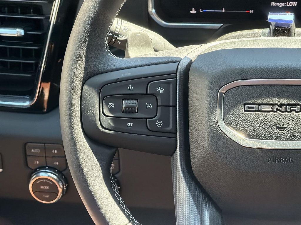 New 2026 GMC Sierra 1500 Denali Ultimate w/ LPO, Black Badging Package AWD/4WD image 10