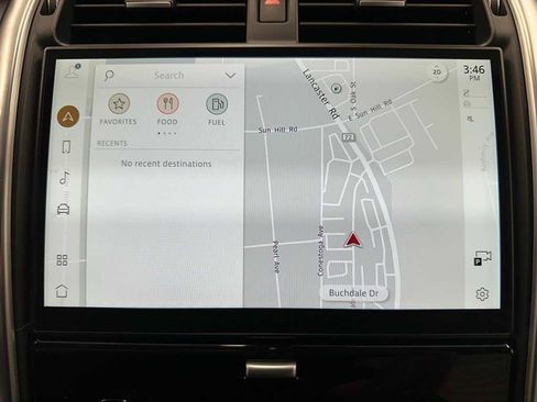 Used 2024 Land Rover Discovery Dynamic SE image 33