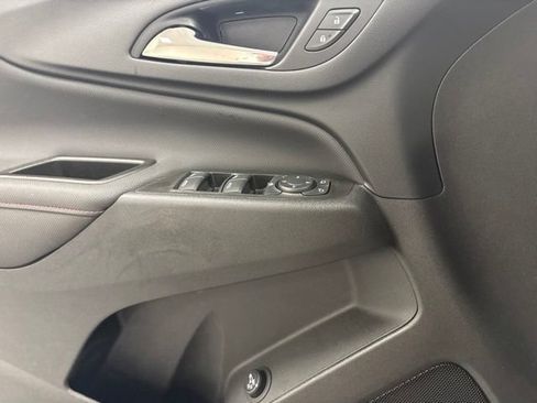 Used 2022 Chevrolet Equinox RS AWD/4WD image 27