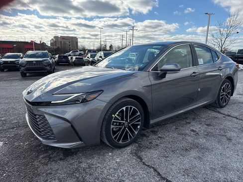 New 2026 Toyota Camry XLE image 27