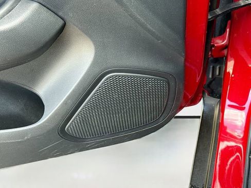 Used 2022 Hyundai Venue SEL image 18