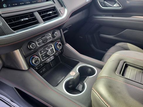 Used 2024 Chevrolet Suburban RST image 15