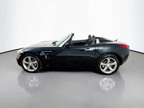 Used 2008 Pontiac Solstice Convertible w/ Premium Package RWD image 4