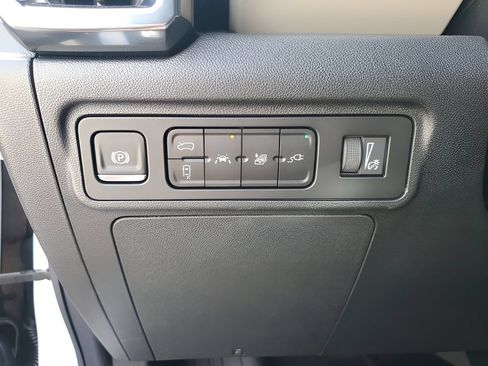 New 2026 GMC Hummer EV SUV AWD/4WD image 37