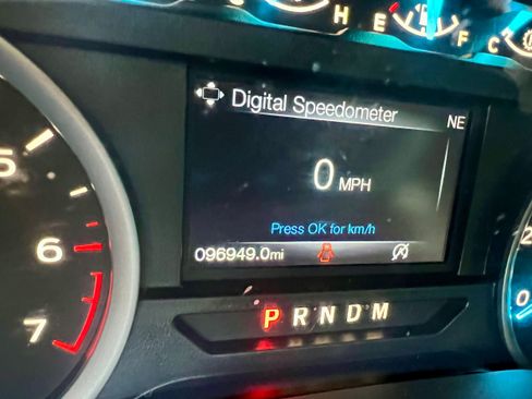Used 2017 Ford F150 XLT w/ Equipment Group 302A Luxury AWD/4WD image 14