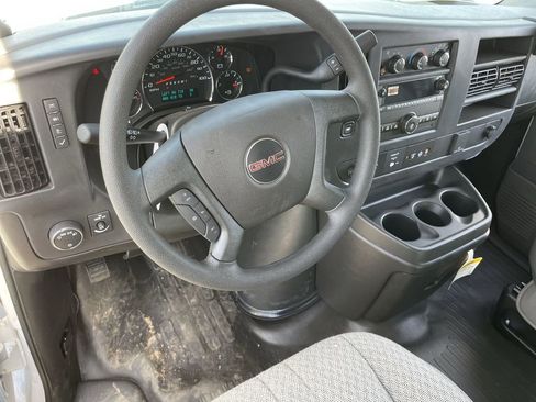 New 2025 GMC Savana 2500 Extended w/ Driver Convenience Package image 10