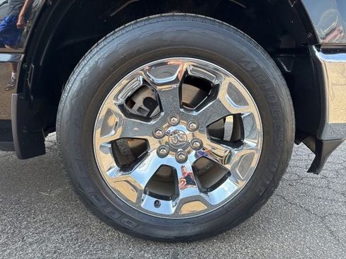 Used 2022 RAM 1500 Big Horn AWD/4WD image 30