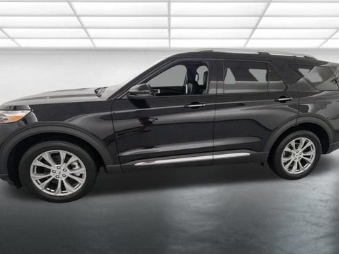 Used 2021 Ford Explorer Limited AWD/4WD image 3