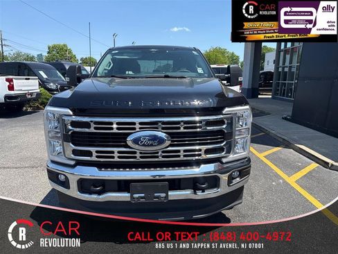 Used 2025 Ford F250 XLT AWD/4WD image 2