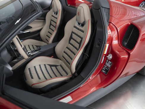 Used 2025 Ferrari 296 GTS RWD image 26