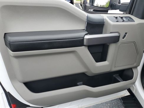 Used 2019 Ford F150 XLT w/ Equipment Group 301A Mid image 20