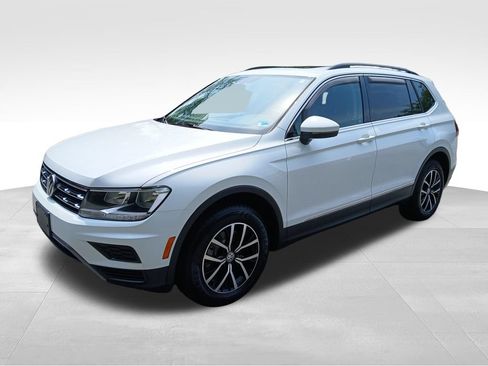 Used 2021 Volkswagen Tiguan S FWD image 3