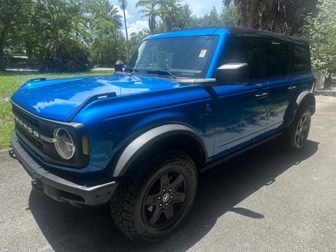 Used 2022 Ford Bronco Black Diamond AWD/4WD image 3