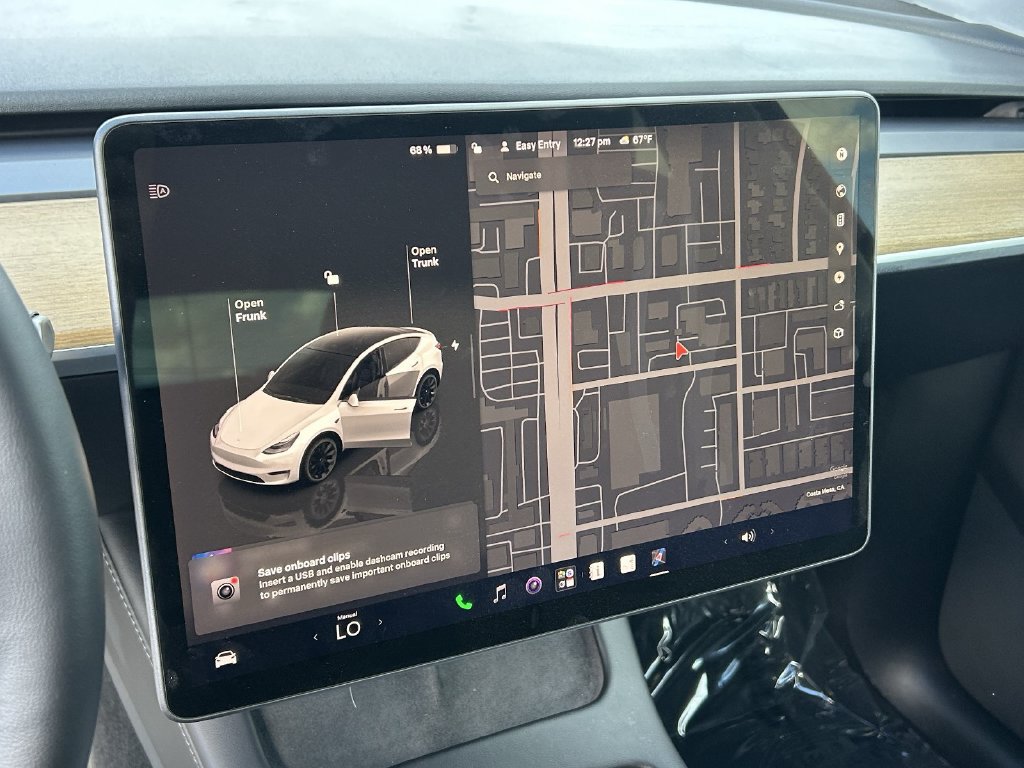 Used 2023 Tesla Model Y Long Range AWD/4WD image 25