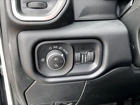 Used 2026 RAM 3500 Laramie AWD/4WD image 38