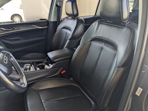 Used 2021 Jeep Grand Cherokee L Limited image 16