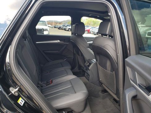 Used 2025 Audi Q5 2.0T Premium image 27