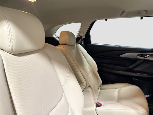 Used 2021 MAZDA CX-9 Touring w/ Touring Premium Package image 31