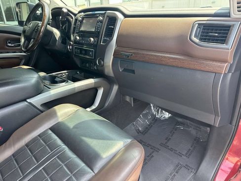 Used 2016 Nissan Titan Platinum Reserve RWD image 13