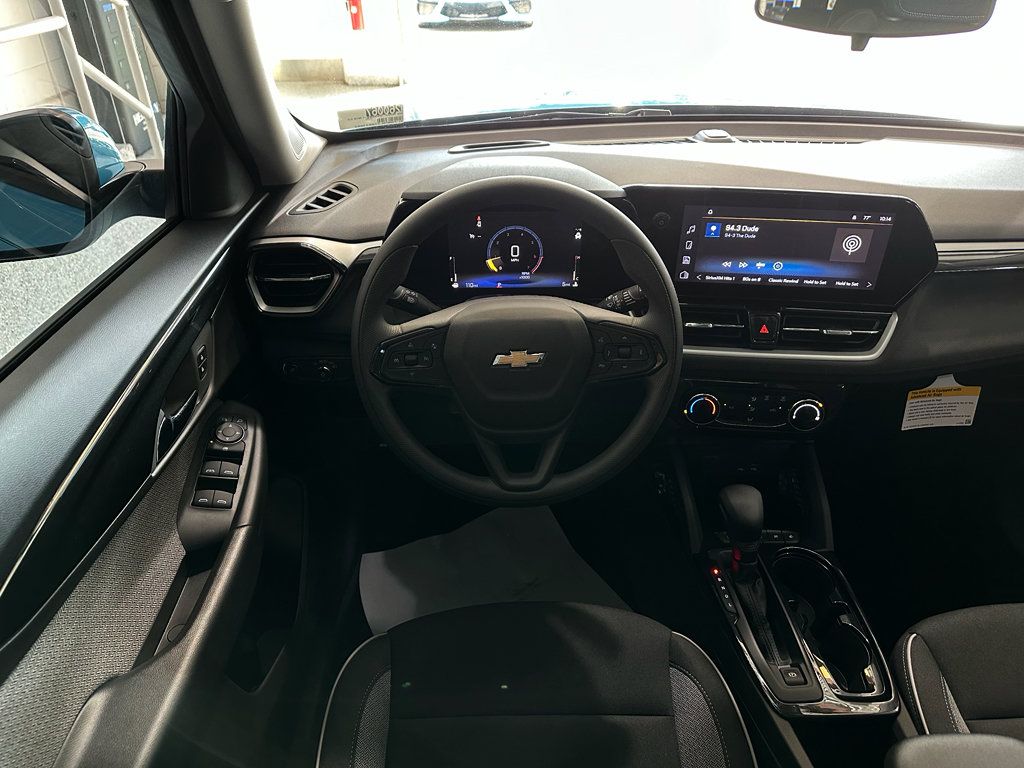 New 2026 Chevrolet TrailBlazer LT FWD image 8