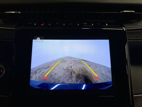 Used 2023 Jeep Grand Cherokee L Laredo image 25