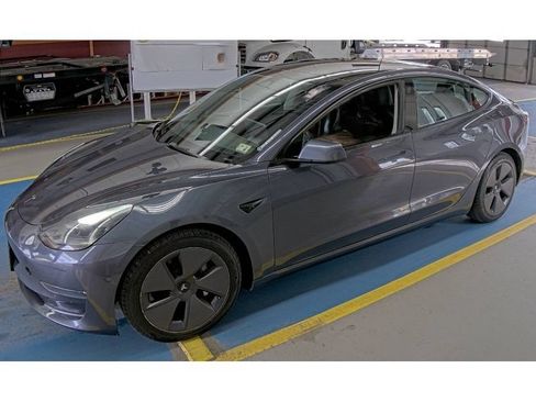 Used 2022 Tesla Model 3 Long Range AWD/4WD image 1