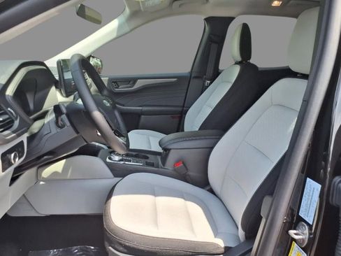 New 2025 Ford Escape Active w/ Tech Pack #1 image 5