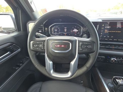 Used 2025 GMC Sierra 1500 SLT w/ SLT Premium Package image 28