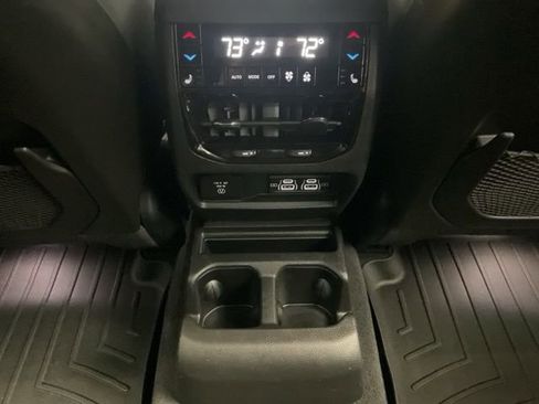 Used 2021 Jeep Grand Cherokee L Overland w/ Luxury Tech Group IV image 30