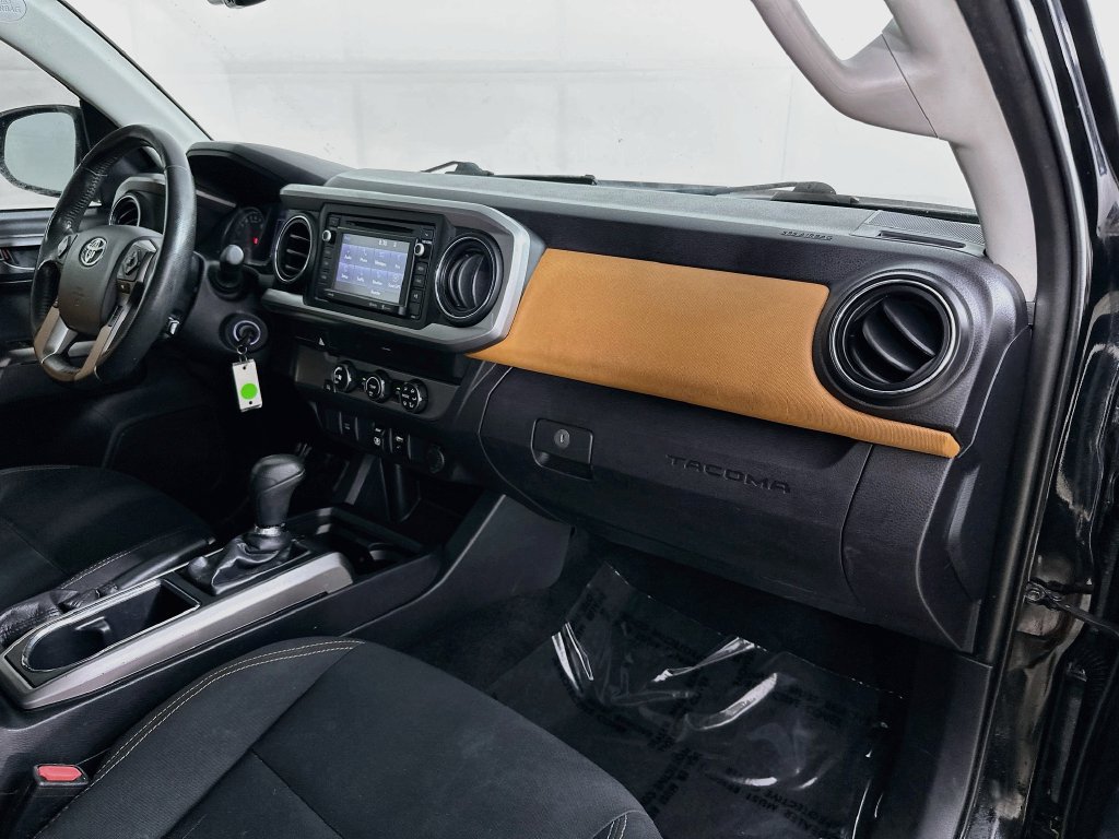 Used 2019 Toyota Tacoma SR5 RWD image 30