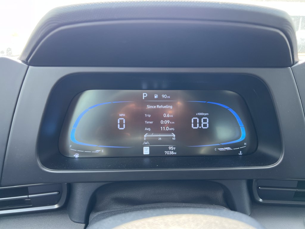 Used 2025 Hyundai Elantra Sport w/ Cargo Package FWD image 18