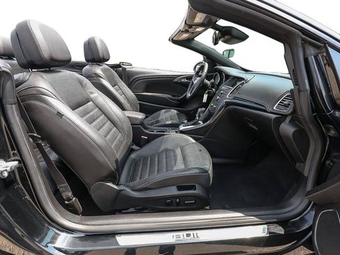 Used 2018 Buick Cascada Premium FWD image 22