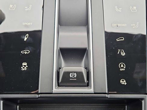 New 2026 Porsche Macan S image 15