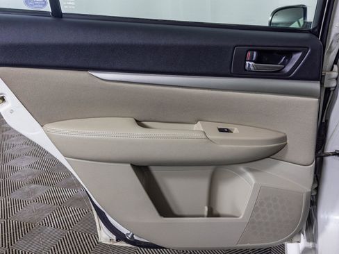 Used 2013 Subaru Legacy 2.5i Premium image 35