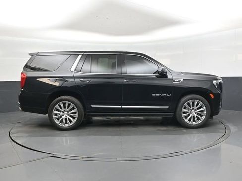 Used 2022 GMC Yukon Denali AWD/4WD image 2