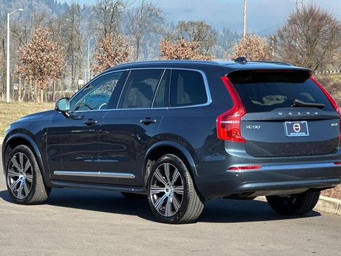 Used 2025 Volvo XC90 B6 Ultra image 5