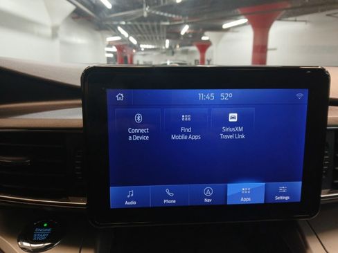 Used 2021 Ford Explorer XLT w/ Equipment Group 202A image 21