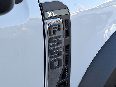 New 2025 Ford F550 2WD Regular Cab Super Duty image 5