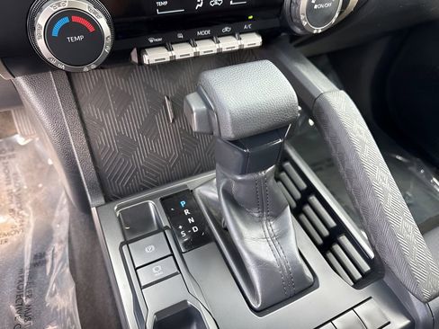 Used 2024 Toyota Tacoma SR image 13