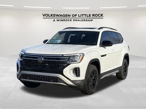New 2026 Volkswagen Atlas Peak Edition AWD/4WD image 1
