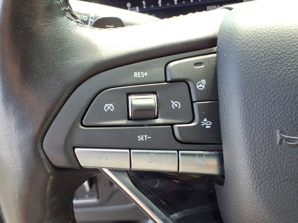 Used 2022 Cadillac Escalade Sport w/ Touring Package AWD/4WD image 24