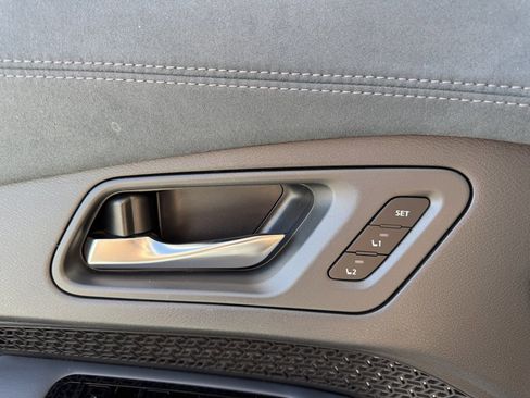 Used 2023 Nissan Ariya image 34