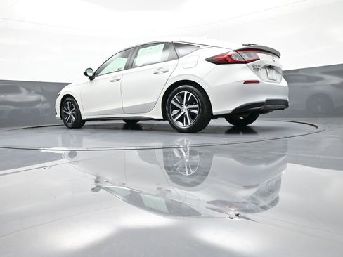 Certified 2023 Honda Civic LX image 30