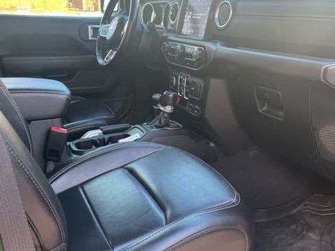 Used 2021 Jeep Gladiator Overland w/ Popular Equipment Package image 10