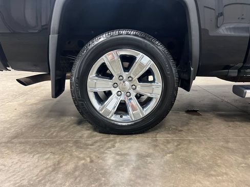 Used 2017 GMC Sierra 1500 SLT AWD/4WD image 9