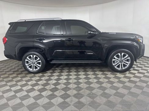 Used 2025 Toyota 4Runner Limited image 2