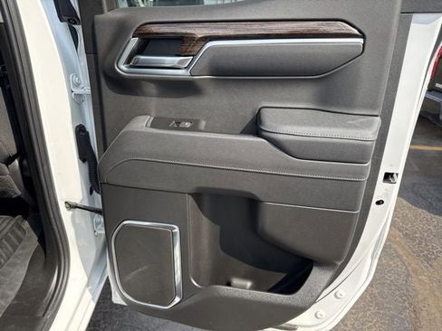 Used 2025 GMC Sierra 1500 Elevation AWD/4WD image 21