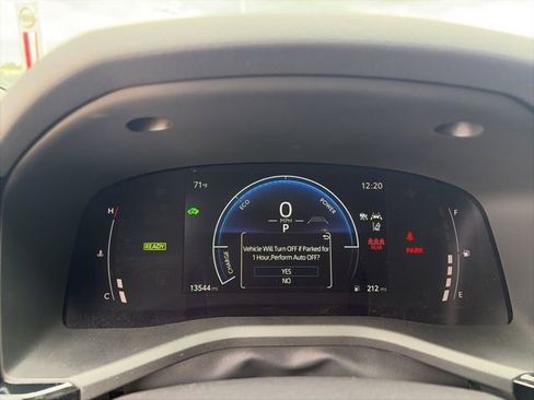 Used 2025 Toyota Camry LE image 14